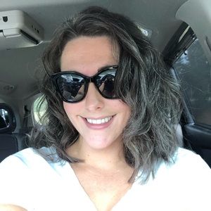 Meet your Posher, Sheena